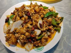 辣炒牛蛙-天津乾毓德饭庄·清真传统炒菜·海鲜烧烤(咸阳路店)