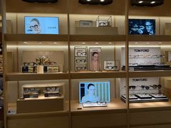 -茂昌眼镜(南京西路店)