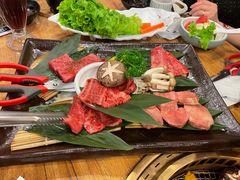 -炼火烤肉店