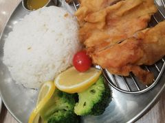 -佰搭果·广式茶餐厅(西华路店)