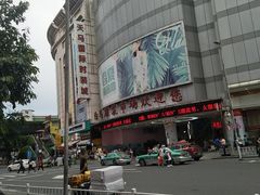 -广州白马服装市场