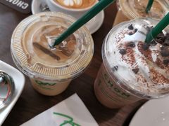 -Chom Cafe and Restaurant