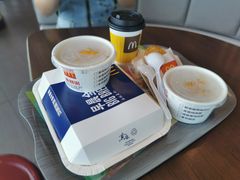 -麦当劳(展览路店)
