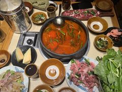 -贵厨酸汤牛肉(花果园国际中心店)