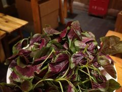 -野山舂·贵州现舂酸汤火锅(鸿通城店)