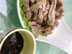 手撕拆骨肉-良师门滨海人家·海鲜·家常菜(滨海城店)