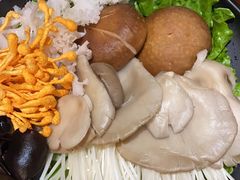 -煲王粤菜餐厅(中侨中心店)