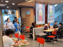 -麦当劳(轻轨曹杨路店)