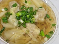 -伦记软滑肠粉