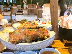 -三亚艾迪逊酒店·海滩烧烤 BARBACOA·现场乐队·浪漫晚餐·烧烤海鲜