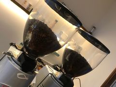 -Line 咖啡(石厦花园店)