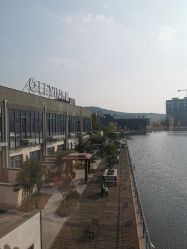 -乐茵敔山湾月子中心(独栋湖景店)