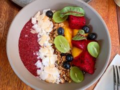 水果奇亚籽布丁碗-O'mills Sourdough Bakery&Bistro(永嘉路店)