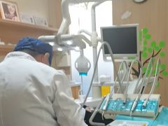 -上海仁爱医院口腔科 · 种植