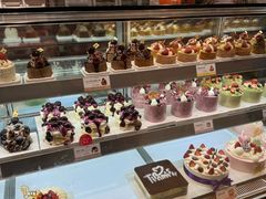 -罗森尼娜(德思勤店)