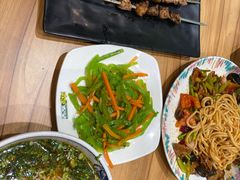 -西部马华清真兰州牛肉面·烧烤夜市(三里河店)