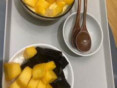 杨枝甘露-小团圆糖水铺(襄阳南路店)