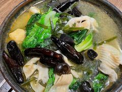 -金太阳海鲜烧烤·本地人餐厅(星海公园店)