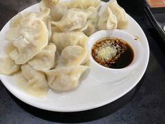 -果松木炭酸菜铜火锅·外婆参鸡汤