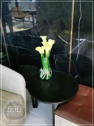 -罗亚帝造型·烫发染发