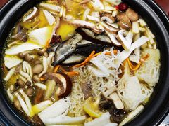 -菌之家·专业纯野生菌火锅·特色炒菌