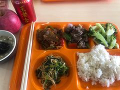 -上海外国语大学（松江校区）食堂
