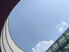 -李自健美术馆