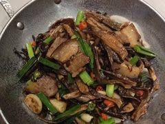 -清风园肘子馆(万家大激店)