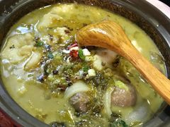 -周鱼小馆石锅酸菜鱼(活力汇店)