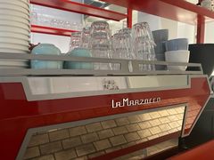 -UNI UNI(环亚凯瑟琳店)