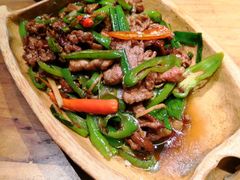 -老滇山寨•云南特色菜•地方菜•民族风情歌舞表演(金碧店)