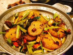 -95号酱骨·一块豆腐(展春园西路店)