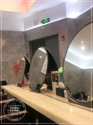 点击看大图 -TONI&GUY