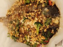 -有鱼吃·纸包烤鱼(曲江创意谷店)