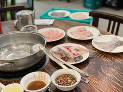 -正能量脆肉鲩火锅