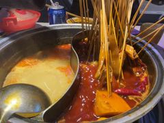 -钢管厂五区小郡肝串串香(蜀都万达店)