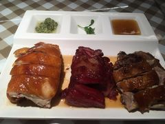 -新大咀港式茶餐厅(宝山万达店)