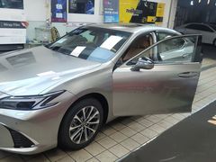 -车水马龙3M汽车贴膜冠军店隐形车衣改色膜(漕宝路中环店)