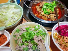 -大众跷脚牛肉馆·非遗传承单位(峨眉山店)