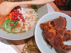 -百春原湖南牛肉粉(百联世纪店)