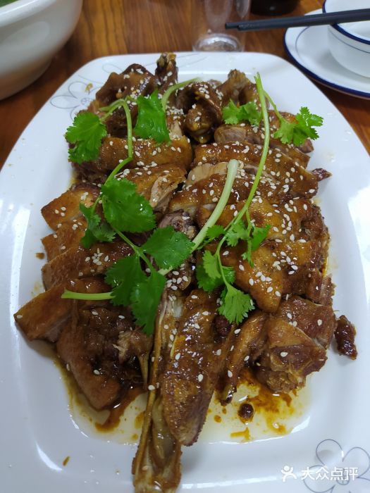 老地方风味餐厅(江南路店)招牌酱香鸭图片