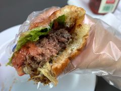 鹅肝牛肉汉堡-Cooking Man(中懋天地店)