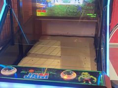 -不可思议减压馆·解压博物馆·摔碗发泄·团建定制