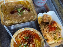 -花儿姐与战哥的美食档