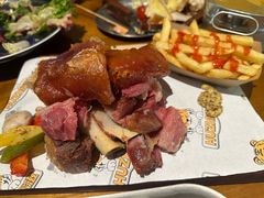 -HUZI虎滋精酿餐吧(京西大悦城店)