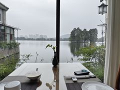 -东湖食堂·湖景餐厅•会议