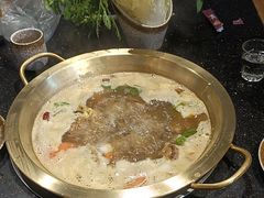 -顶顶汤火牛排火锅·经典铜锅涮肉