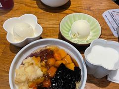 -三花奶奶的甜品(百联嘉定购物中心店)