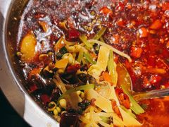 -壹号院音乐餐厅•烤全羊•新疆菜(浐灞店)