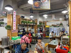 大堂-杨三娘跷脚牛肉(羊子山西路店)